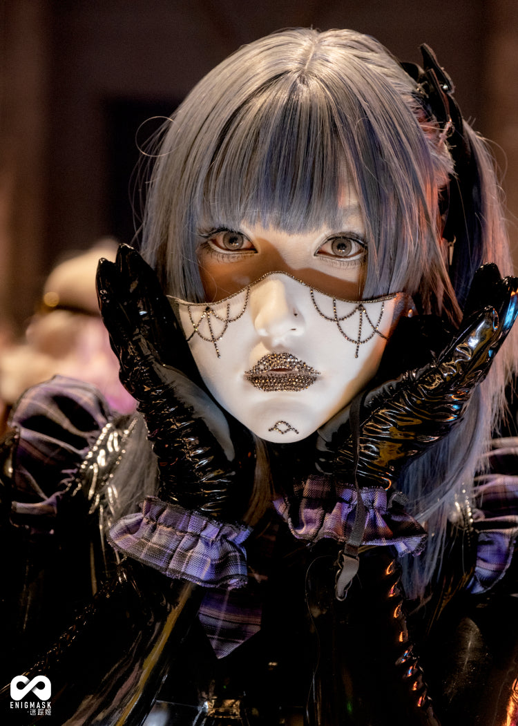 Glitzerstein-Rätselmaske