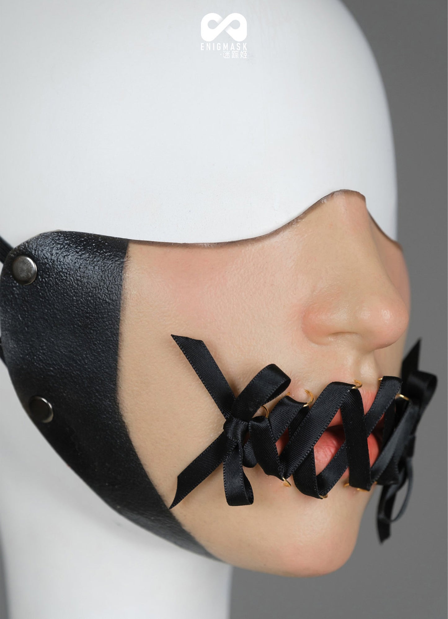 Ribbon Bondage Enigmask